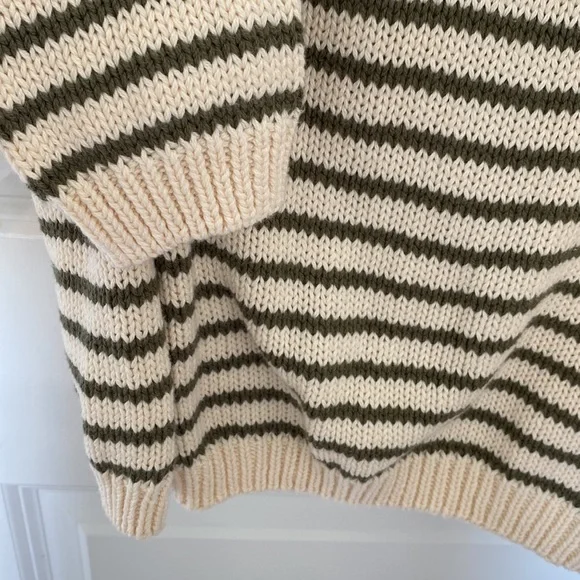 Tea N Rose Striped Knit Sweater - Picture 4 of 8